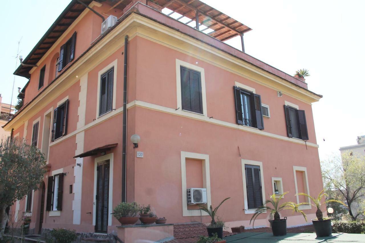 Piramide Gold Apartment Roma Ngoại thất bức ảnh